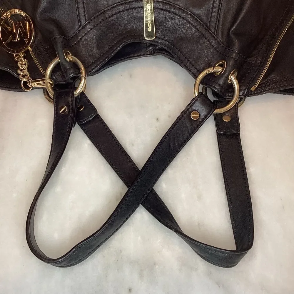 shoulder accents craftsmanship